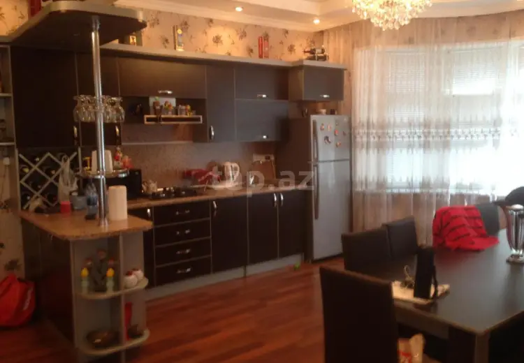6 otaqlı mənzil , Xaçmaz
