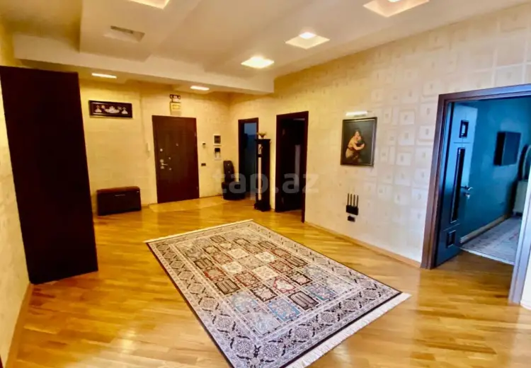 4 otaqlı mənzil , Bakı