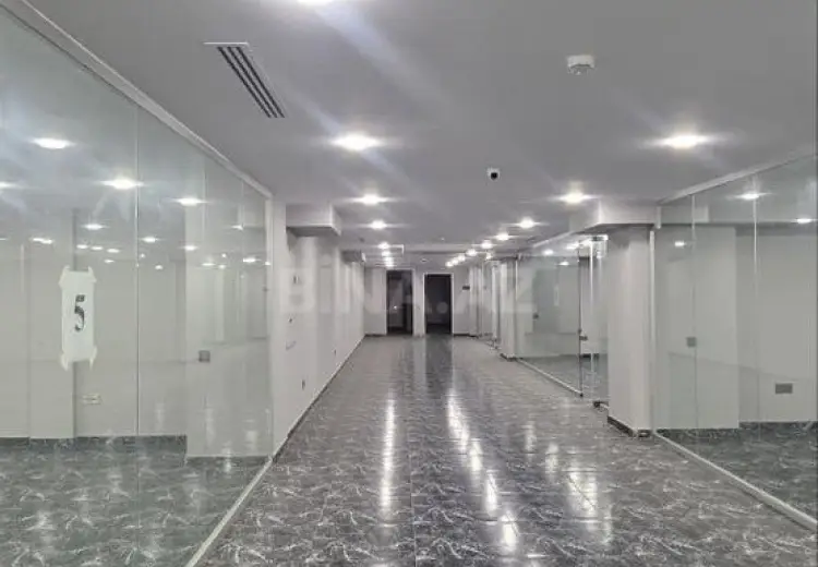 1000 m² Obyekt / Ofis Satılır, Bayıl qəs., Səbail, Bakı