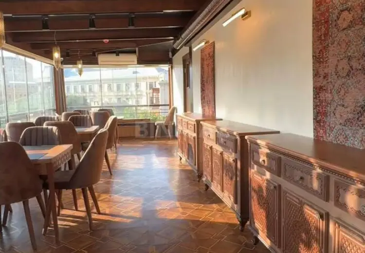 65 m² Obyekt / Ofis Kirayə (aylıq), İçəri şəhər, Səbail, Bakı