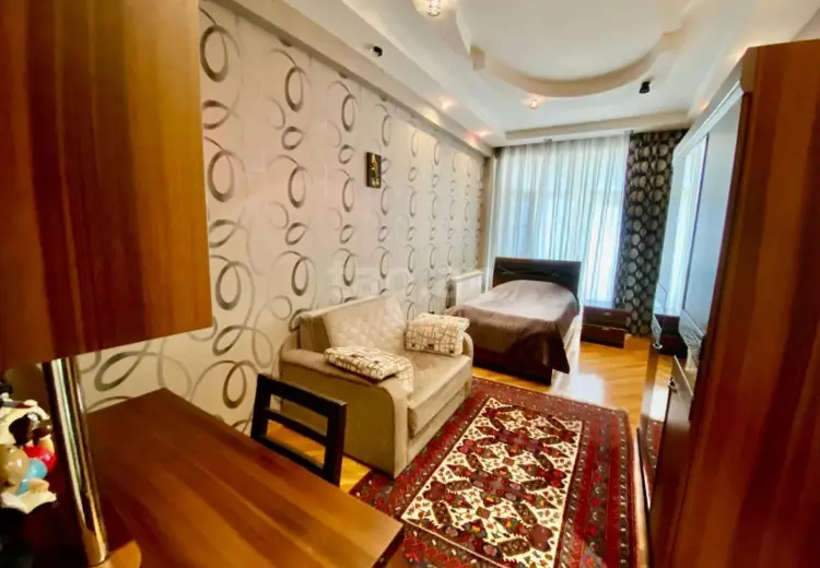 4 otaqlı mənzil , Bakı