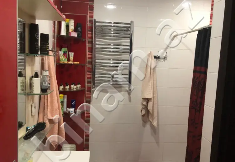 300 000 AZN - 6 otaqlı mənzil Satılır, Xaçmaz