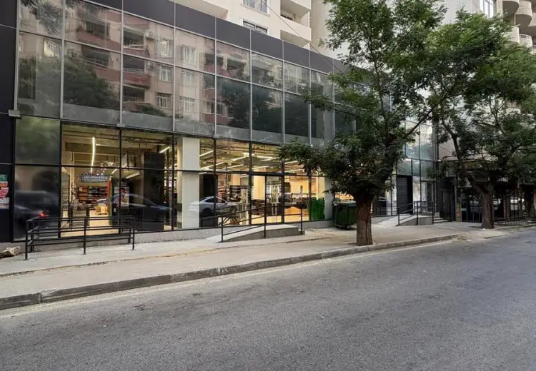 920 m² Obyekt / Ofis Satılır, Nərimanov, Bakı