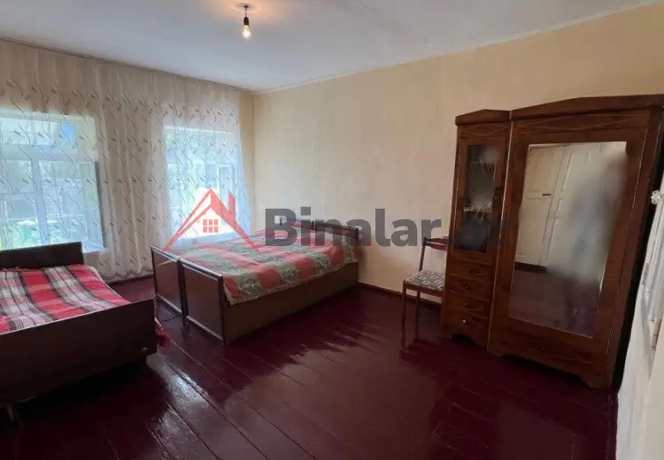 80 AZN - 3 otaqlı mənzil Kirayə (aylıq), Qax