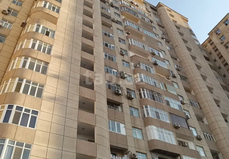 3 otaqlı mənzil , Bakı