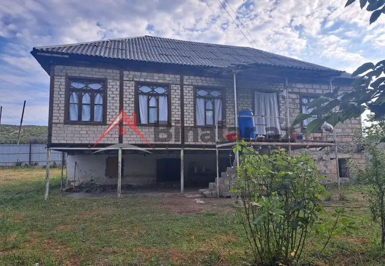 3 otaqlı mənzil Satılır, Qəbələ