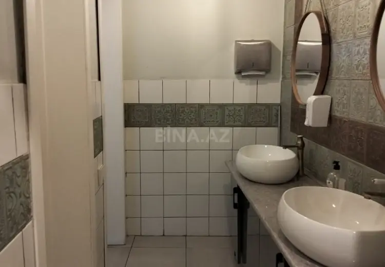250 m² Obyekt / Ofis Kirayə (aylıq), Nizami, Bakı