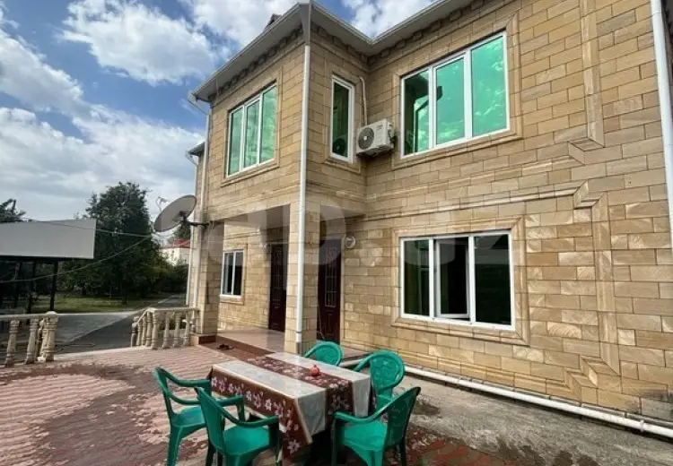 6 otaqlı mənzil , Balakən