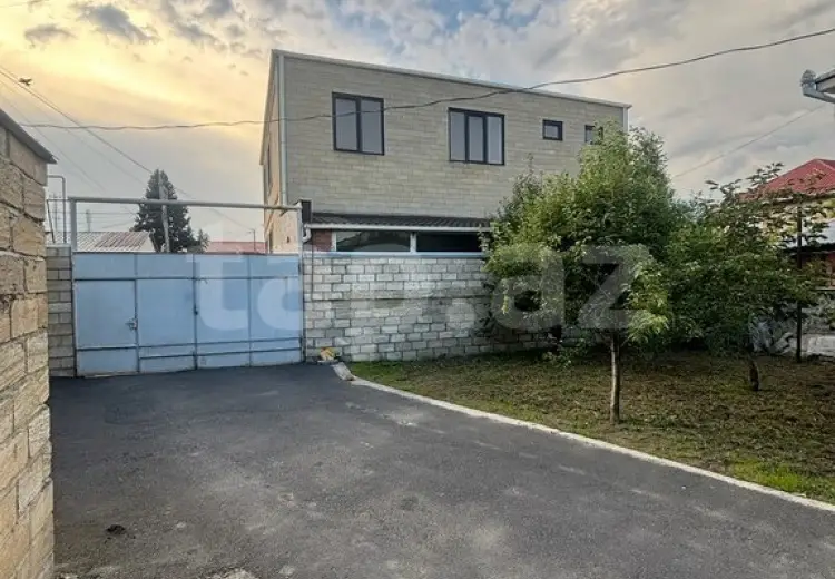 6 otaqlı mənzil , Balakən