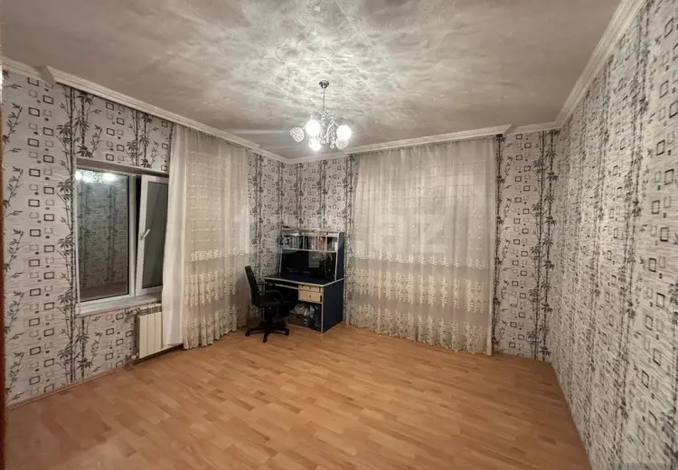6 otaqlı mənzil , Balakən