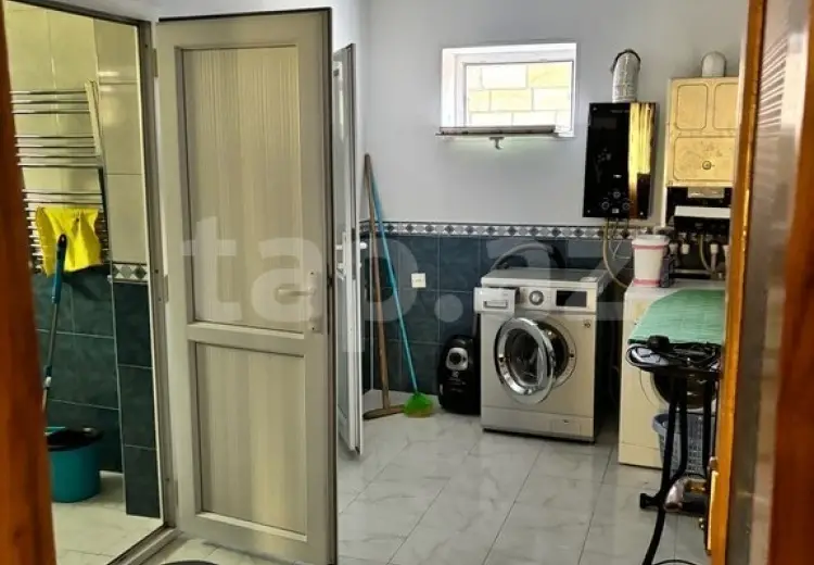 6 otaqlı mənzil , Balakən