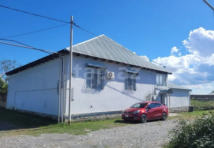 5 otaqlı mənzil , Şəki