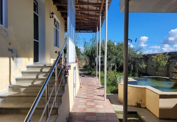 5 otaqlı mənzil , Şəki