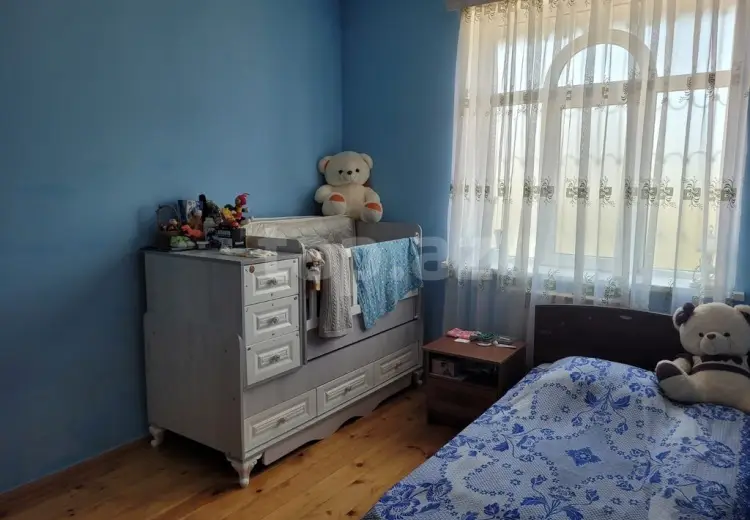 5 otaqlı mənzil , Şəki