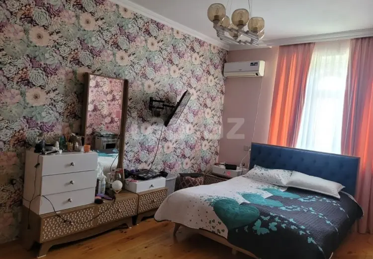 5 otaqlı mənzil , Şəki