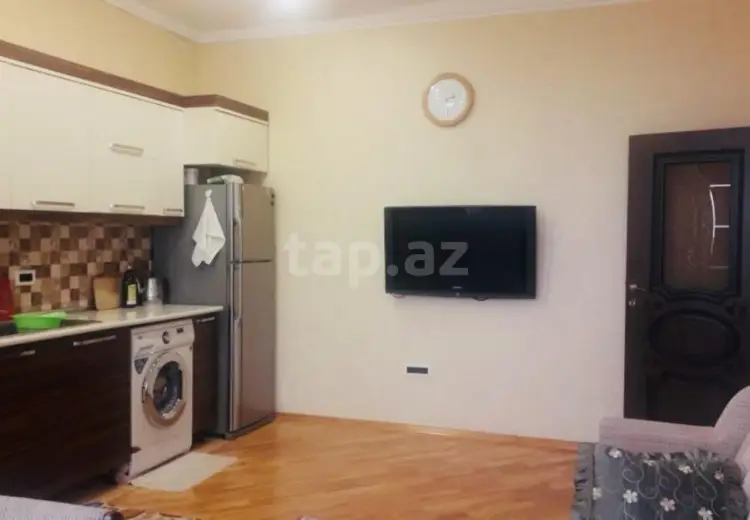 6 otaqlı mənzil , Badamdar qəs., Səbail, Bakı