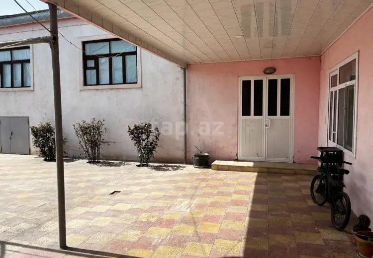 4 otaqlı mənzil , Quba
