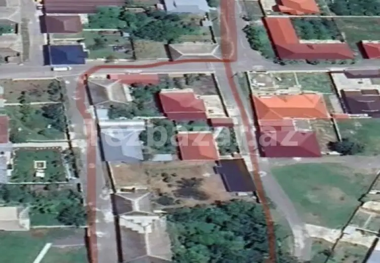 3 sot Torpaq Satılır, Oğuz