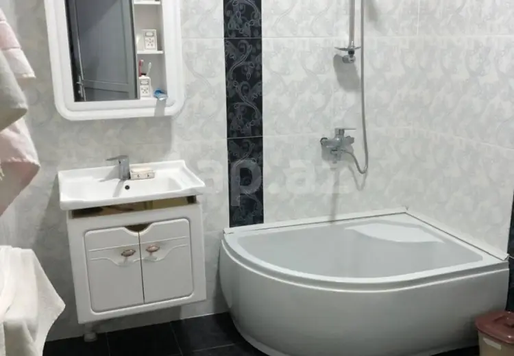 5 otaqlı mənzil , Qusar