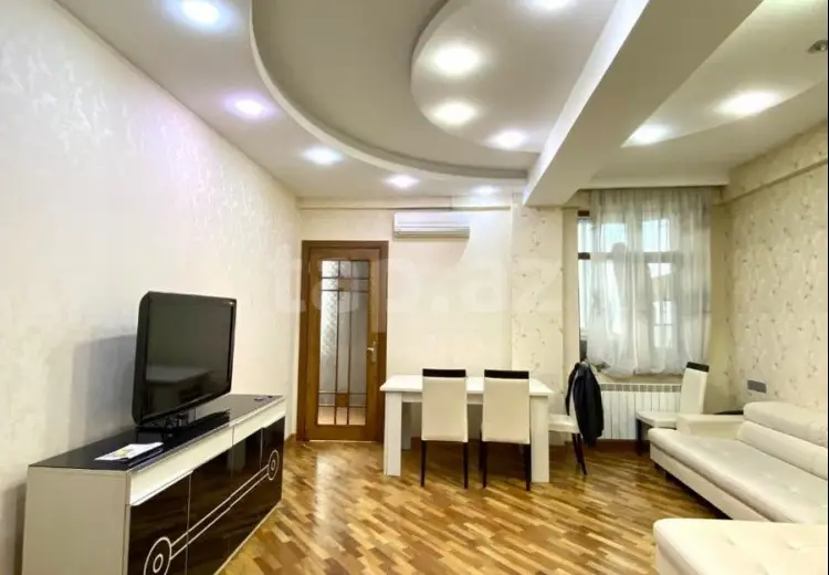2 otaqlı mənzil , Bakı