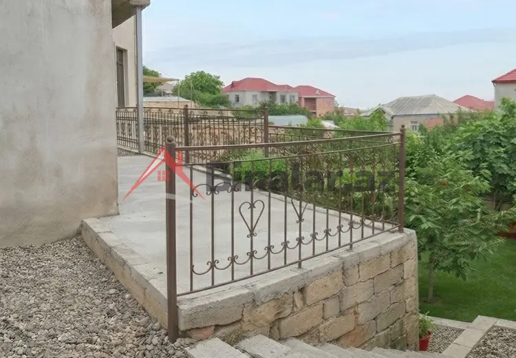 8 otaqlı mənzil Satılır, Xırdalan