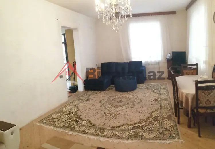 8 otaqlı mənzil Satılır, Xırdalan