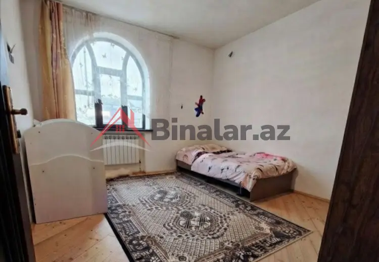 8 otaqlı mənzil Satılır, Xırdalan