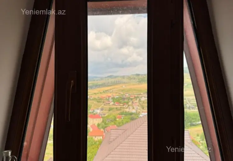 4 otaqlı mənzil Satılır, Şamaxı