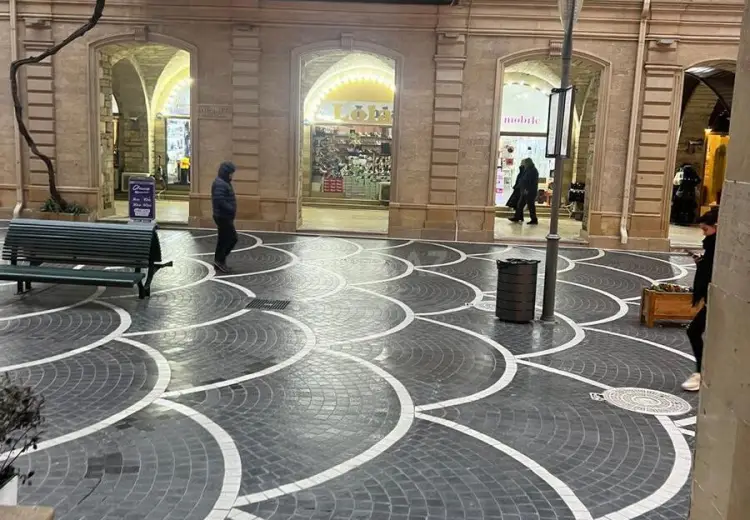 129 m² Obyekt / Ofis Satılır, Bayıl qəs., Səbail, Bakı