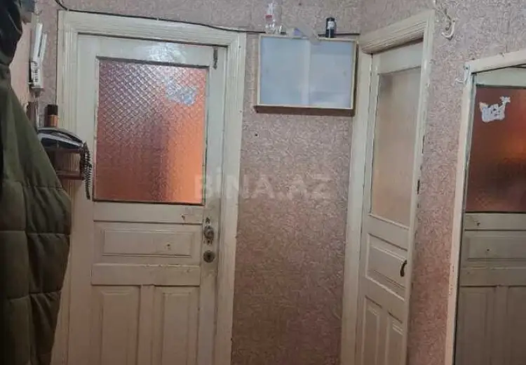 4 otaqlı mənzil Satılır, 8-ci kilometr, Nizami, Bakı