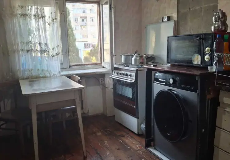 4 otaqlı mənzil Satılır, 8-ci kilometr, Nizami, Bakı