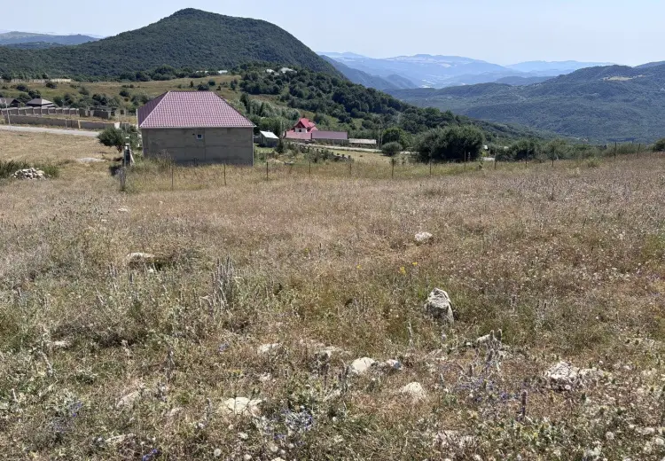 12 sot Torpaq Satılır, Şamaxı