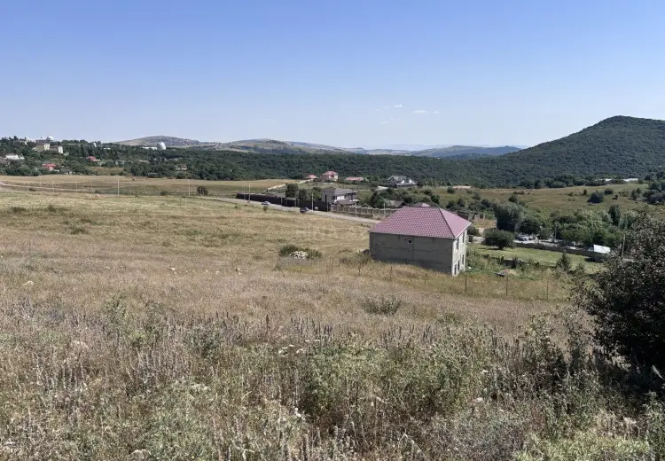 12 sot Torpaq Satılır, Şamaxı