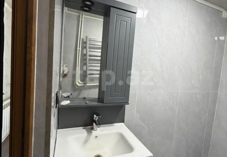 3 otaqlı mənzil , Bakı