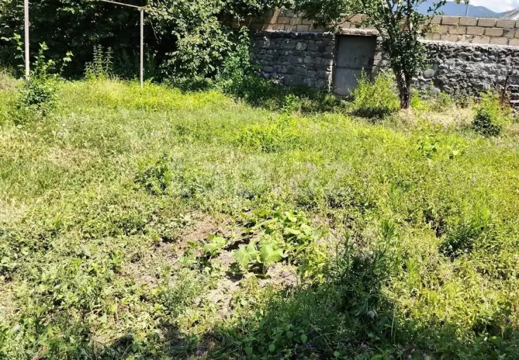 8 otaqlı mənzil , Bakı