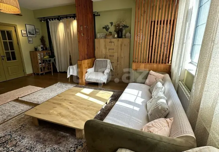 4 otaqlı mənzil , Nəsimi, Bakı