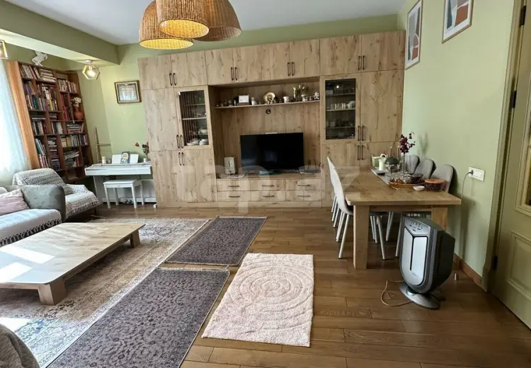 4 otaqlı mənzil , Nəsimi, Bakı