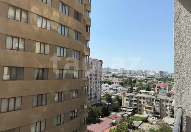 3 otaqlı mənzil , Bakı