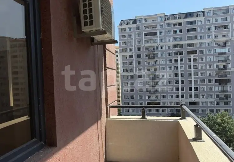 3 otaqlı mənzil , Bakı