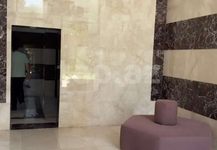 3 otaqlı mənzil , Bakı