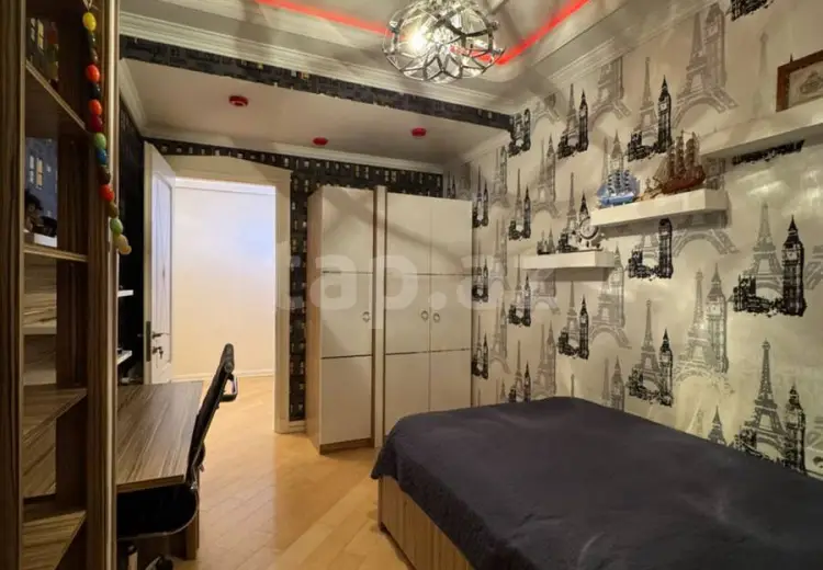 4 otaqlı mənzil , Bakı