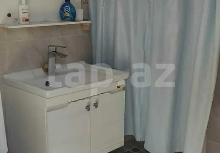 3 otaqlı mənzil , Xırdalan