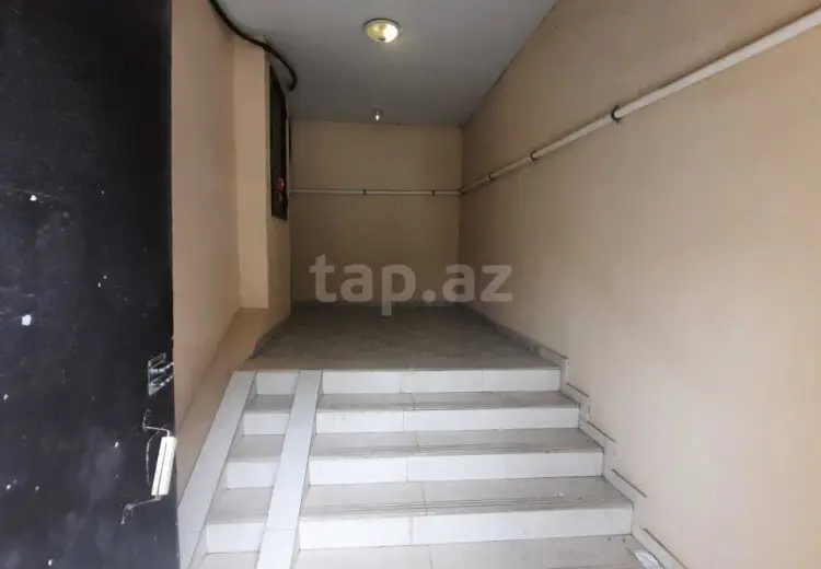 4 otaqlı mənzil , Bakı