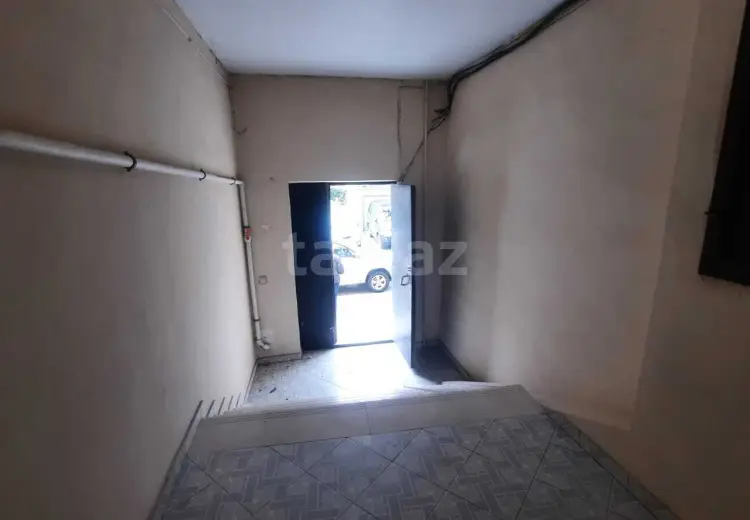 4 otaqlı mənzil , Bakı