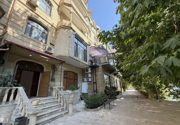 220 m² Obyekt / Ofis Satılır, Yasamal, Bakı