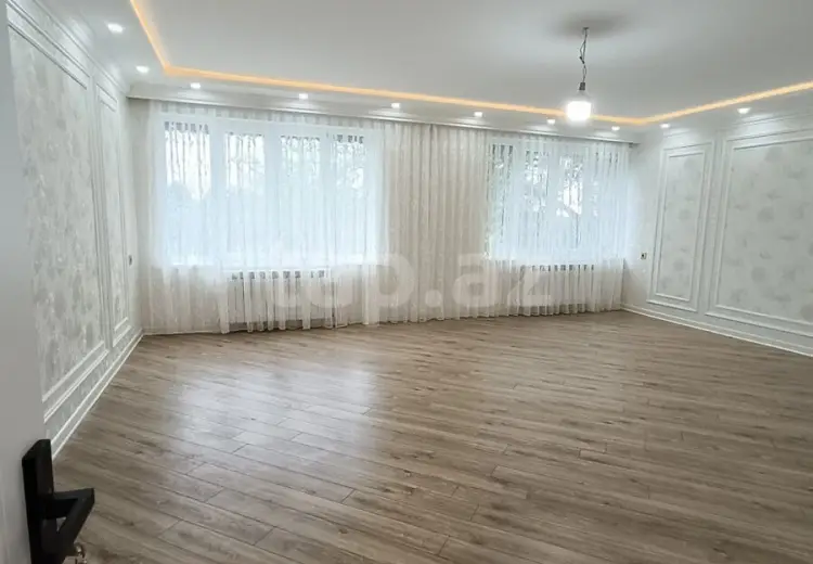 4 otaqlı mənzil , Gəncə
