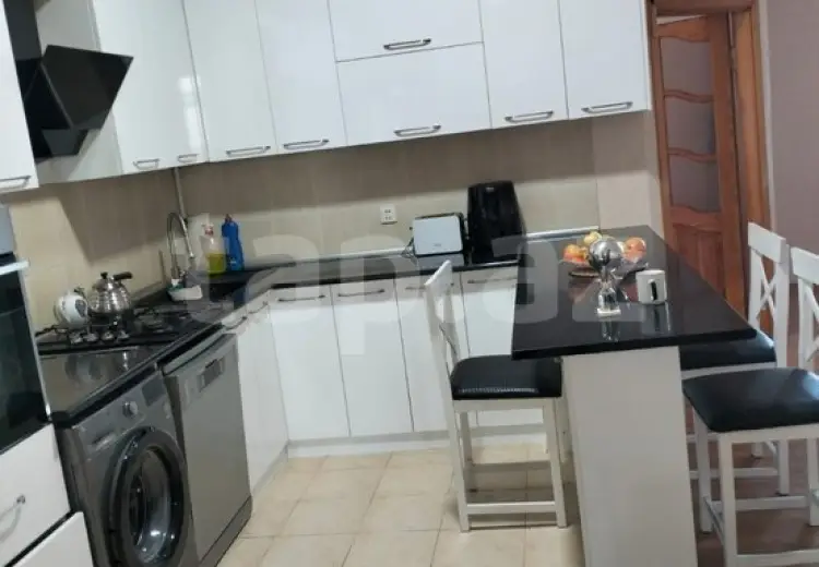2 otaqlı mənzil , Bakı