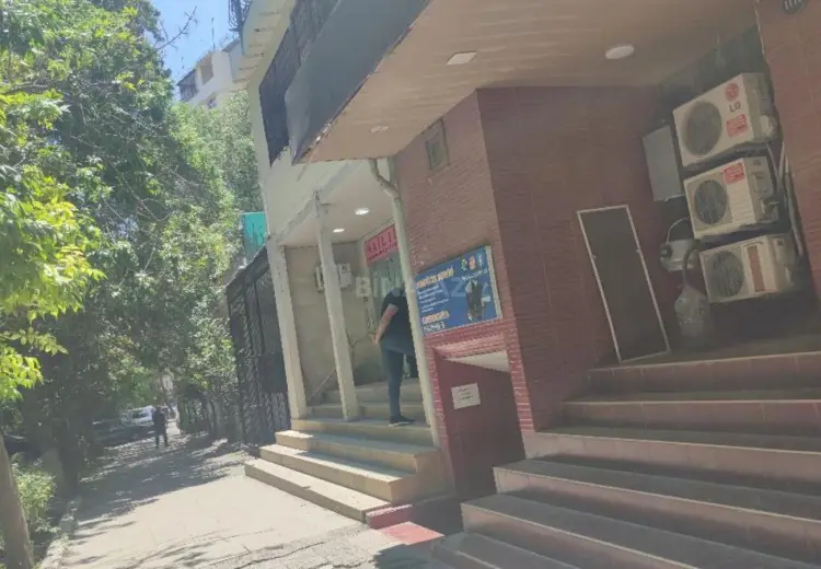 100 m² Obyekt / Ofis Satılır, 8-ci mikrorayon, Binəqədi, Bakı