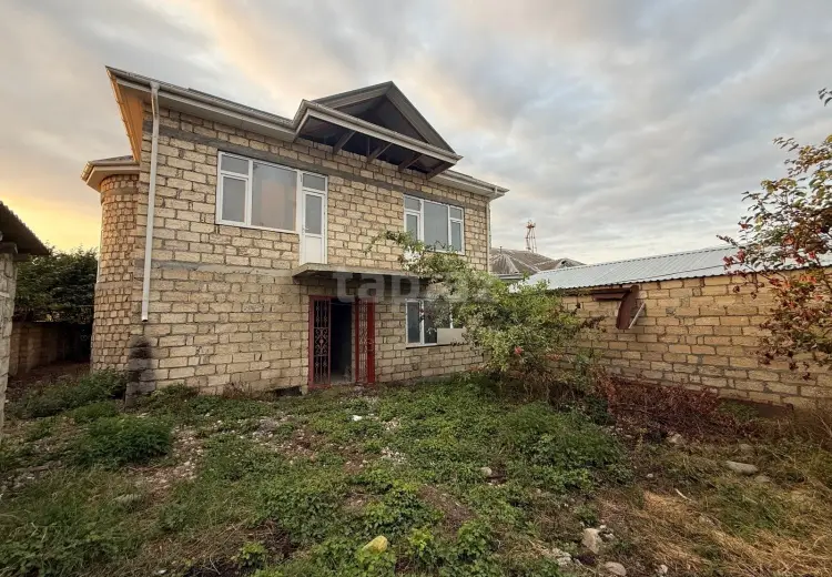 6 otaqlı mənzil , Qusar