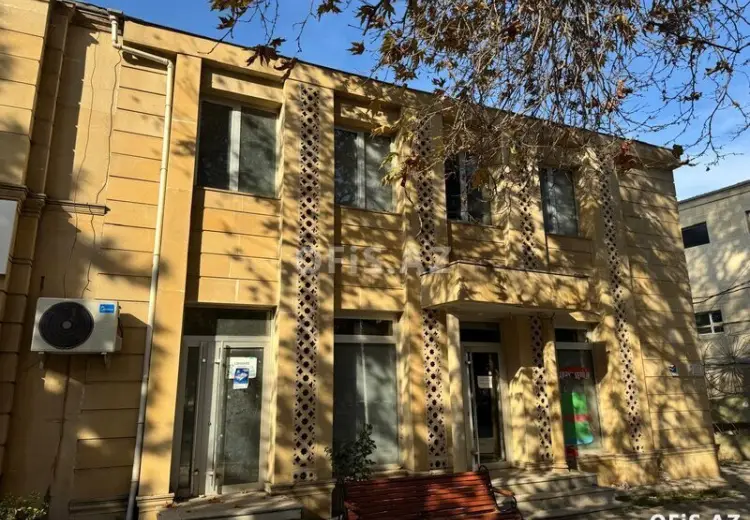 400 m² Obyekt / Ofis Satılır, Tovuz